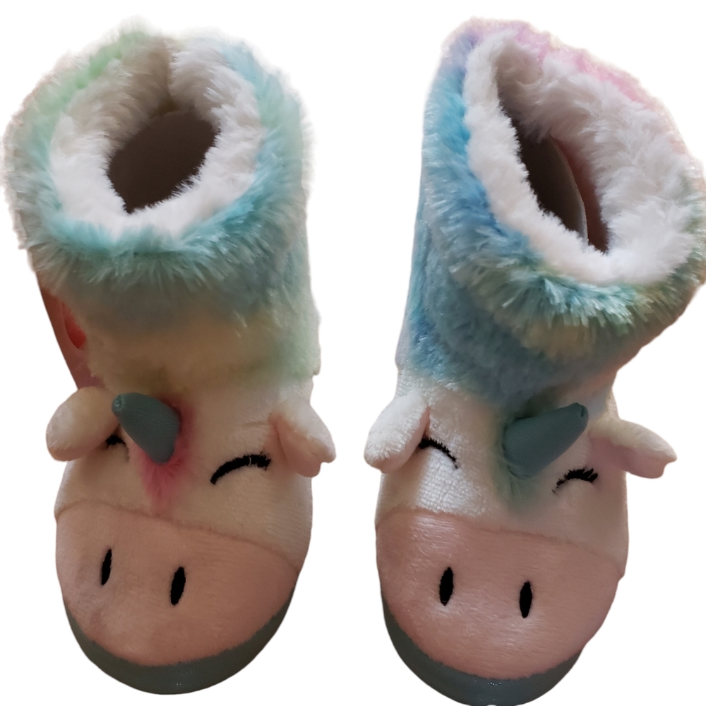 NWT Totes Colorful Unicorn Ankle Slippers Size 7-8